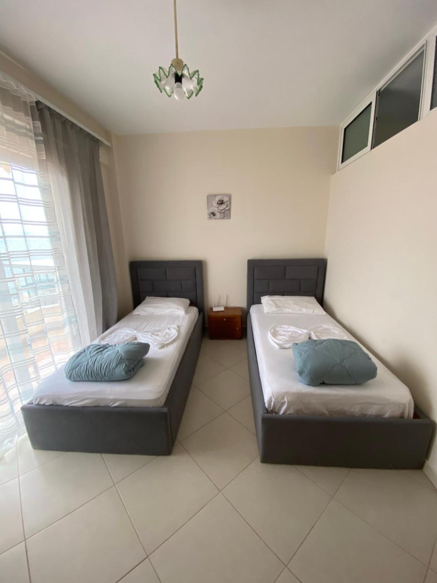 Titi'S Apartment Saranda Экстерьер фото